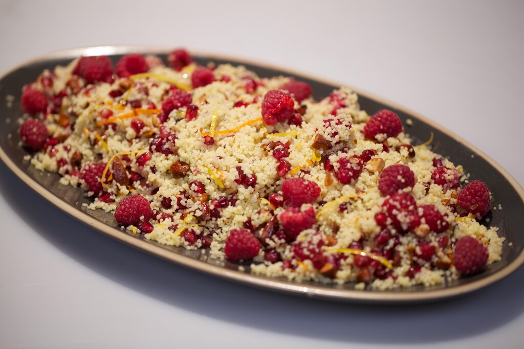 Zomerse couscoussalades couscous met arganolie en citrusfruit